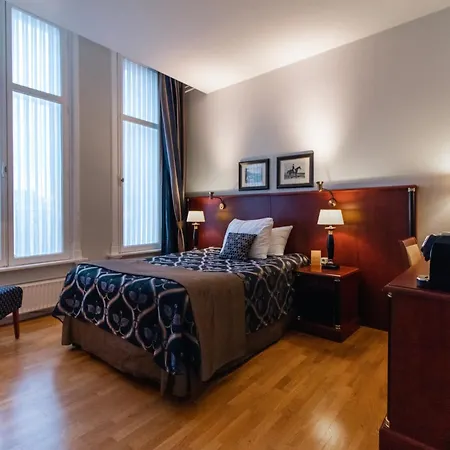 Grand En Résidence De Draak Hotel