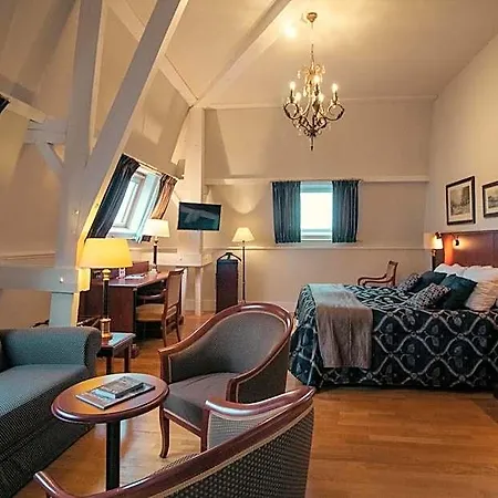 Hotel Grand En Résidence De Draak 4*