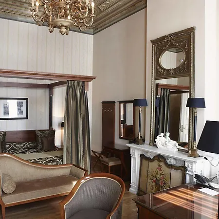 מלון Grand En De Draak ברחן אופ זום