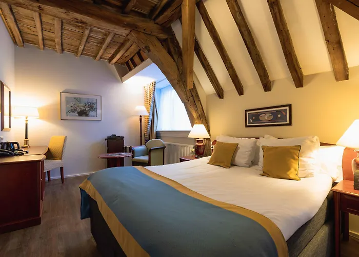 德拉科住宿大酒店 贝亨奥普佐姆