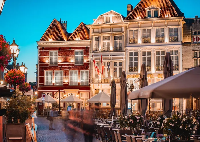 Grand En Résidence De Draak Hotel 4*