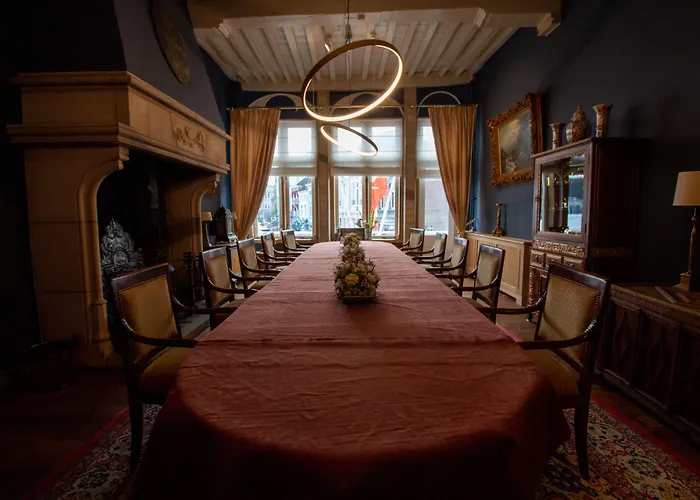 Hotel Grand En De Draak 4*