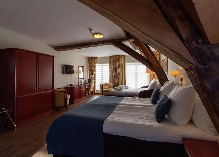 Hotel Grand En De Draak