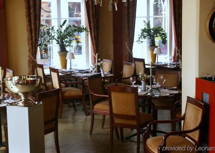 德拉科住宿大酒店