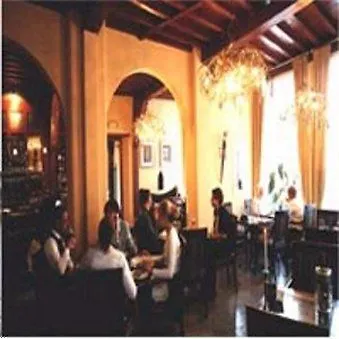Grand En De Draak فندق 4*
