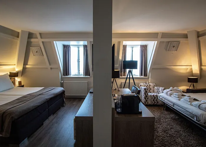 Grand En Résidence De Draak 4*